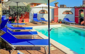 Гостиница  Awesome home in Santa Venerina with Outdoor swimming pool, WiFi and 10 Bedrooms  Санта Венерина